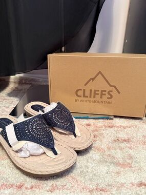 Cliffs by WHITE MOUNTAIN Girls Navy and Beige Decorative Thong Sandals